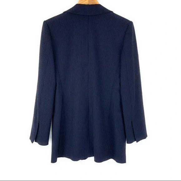 Stunning Dior Blazer - Picture 5 of 5